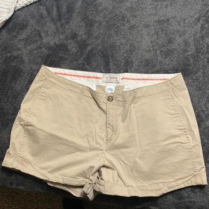 Old navy 3.5 inch shorts-Tan